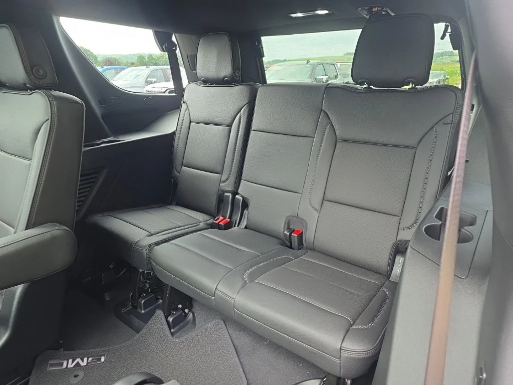 2026 GMC Yukon Denali - Photo 59