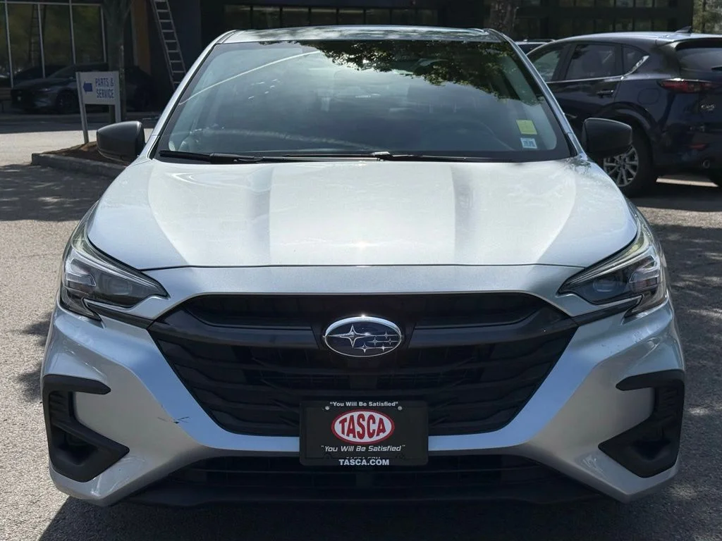 Used 2024 Silver Subaru Base image 3