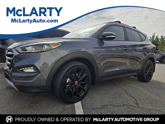 Used 2017 Gray HYUNDAI NIGHT image 1