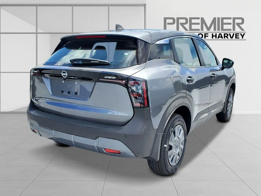 New 2026 Gray Nissan S image 5