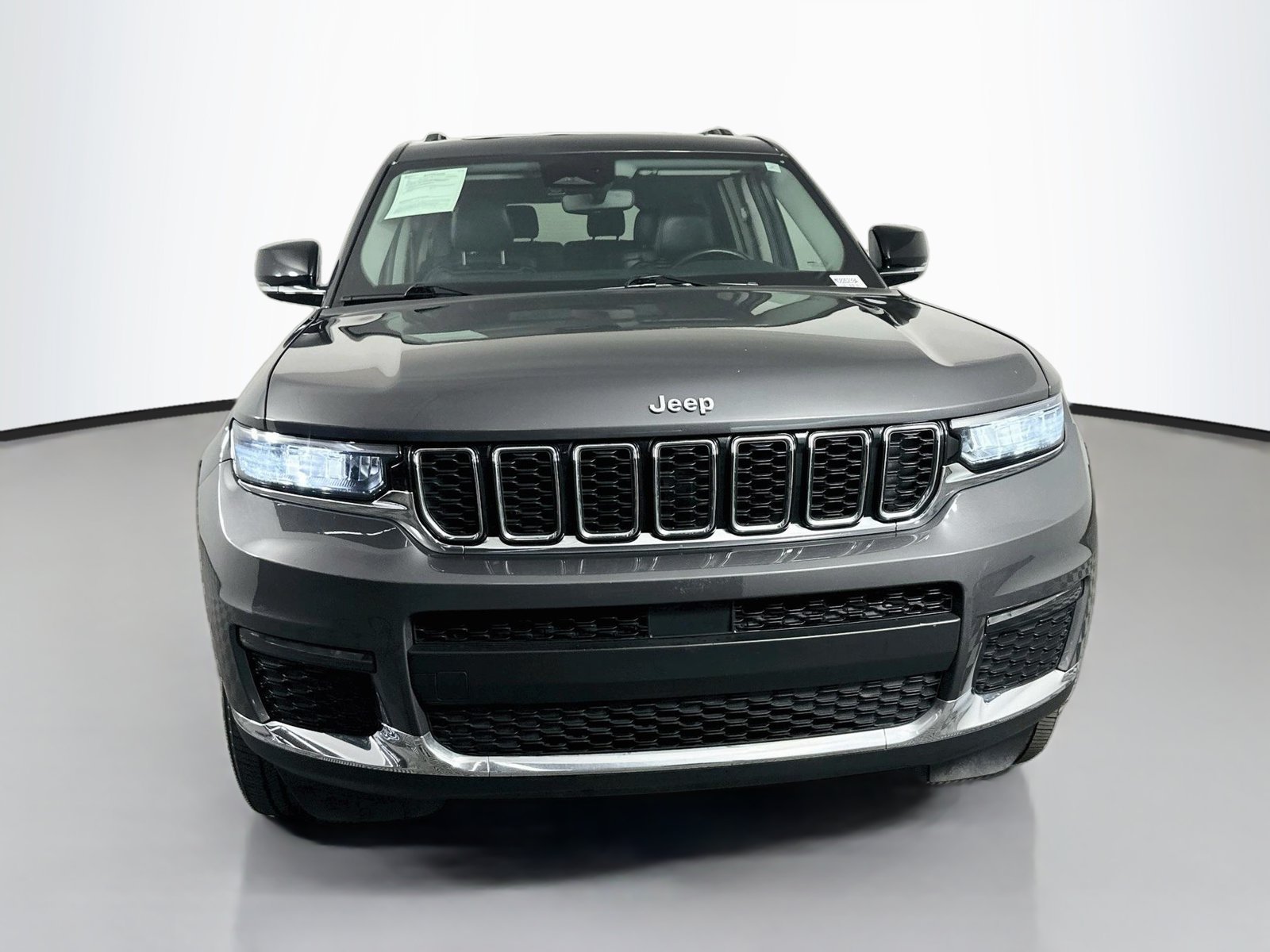 Used 2022 Baltic Gray Metallic Clearcoat Jeep Limited image 2