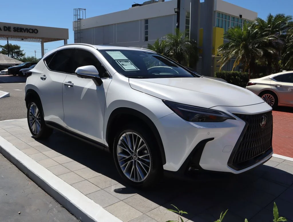 Used 2026 White Lexus 350 Premium image 3