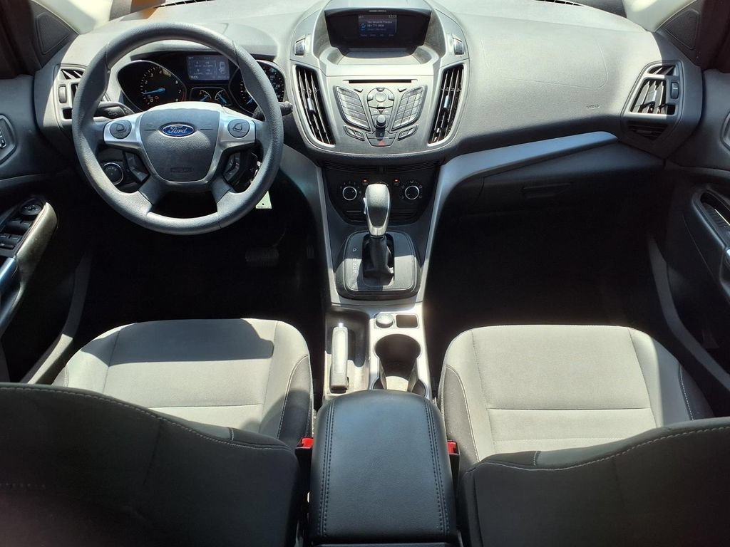 Used 2014 Orange Ford SE image 10