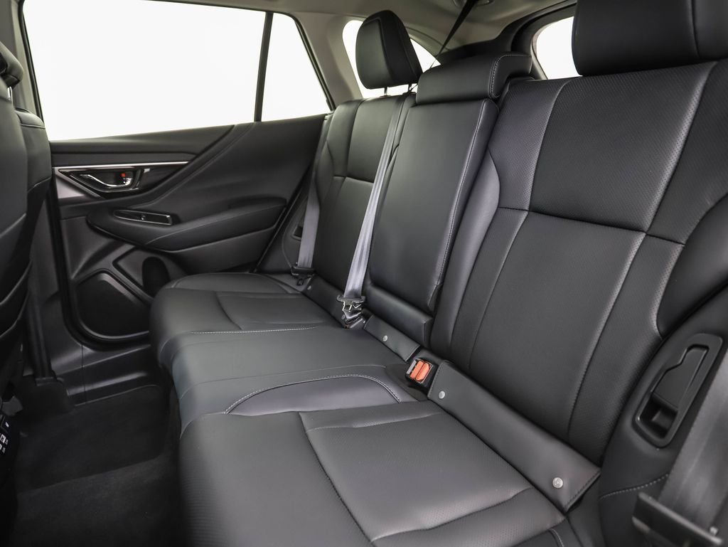 Used 2023  Subaru  image 20