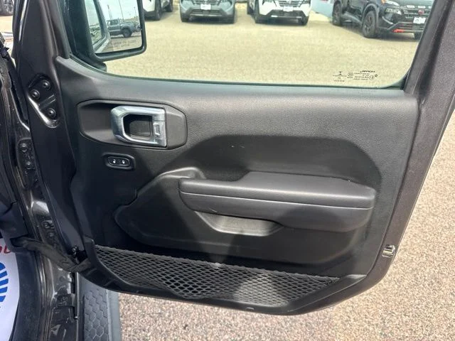 Used 2021 Crystal Metallic Jeep Unlimited Sport S image 26