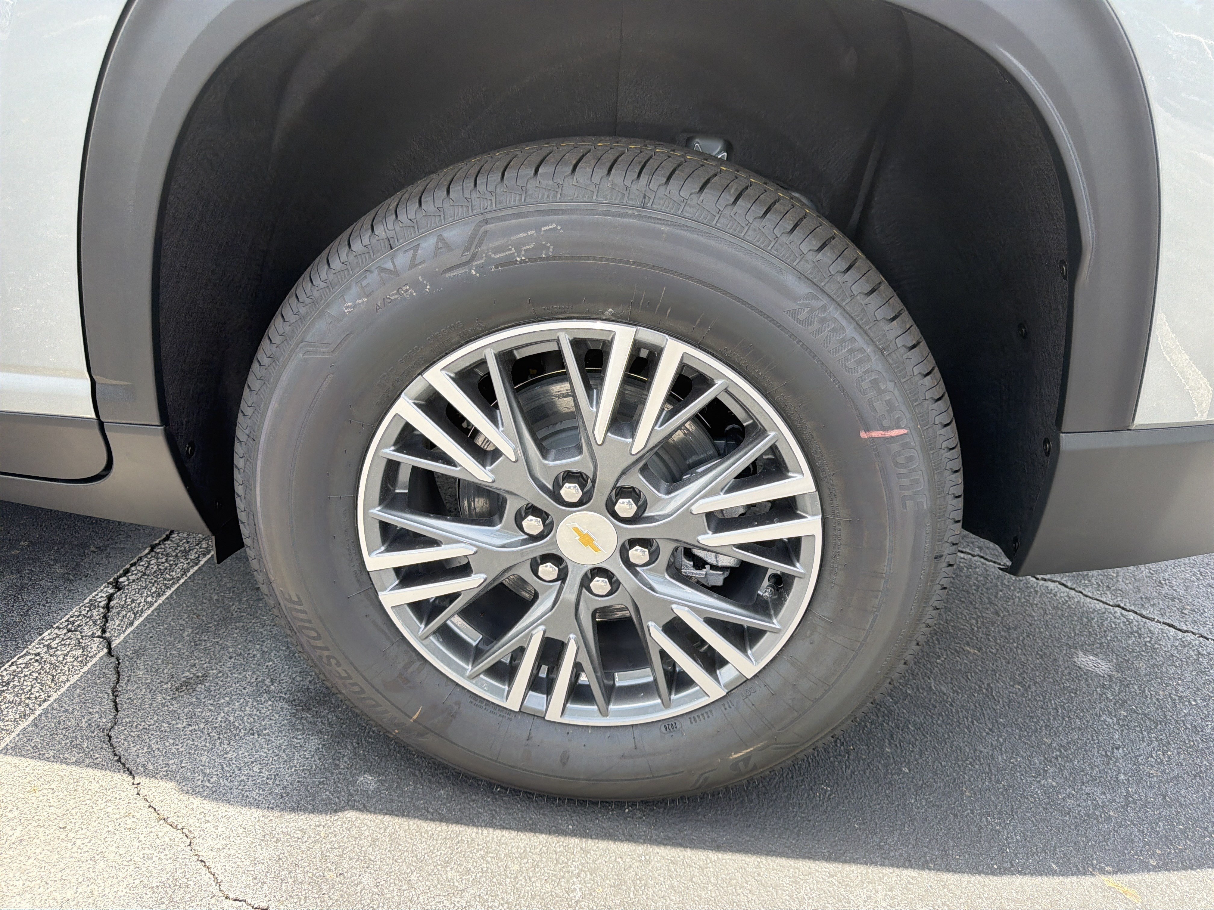 2026 Chevrolet Traverse LT - Photo 21