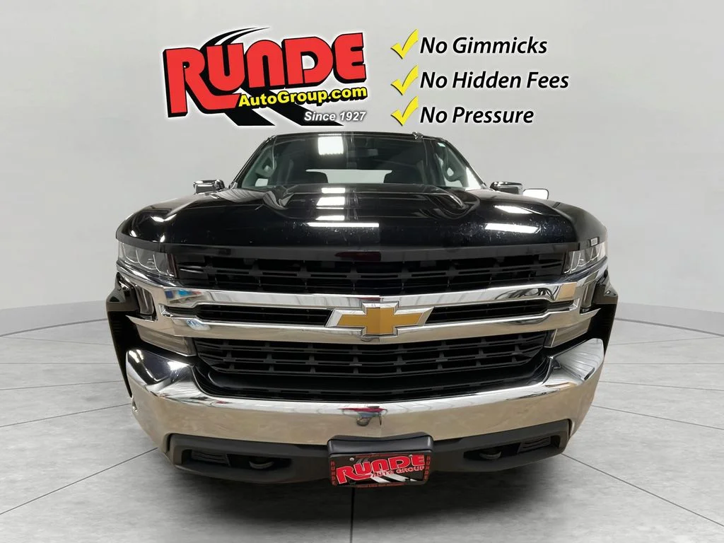 Used 2022 Black Chevrolet LT image 9