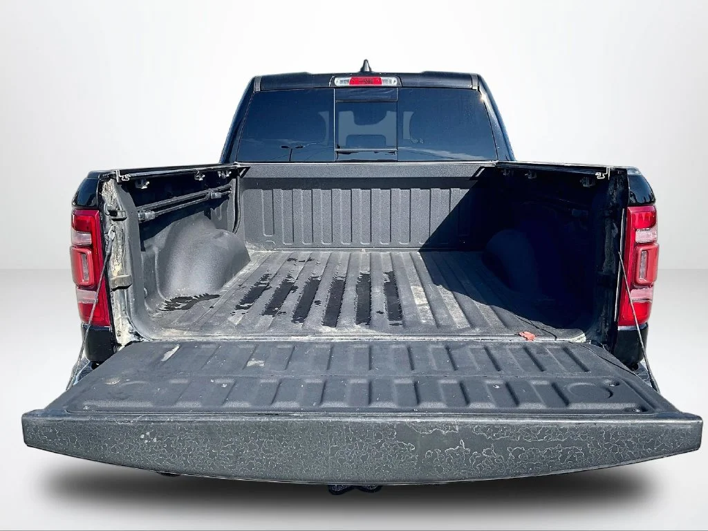 Used 2019 Black Ram Laramie Longhorn image 19