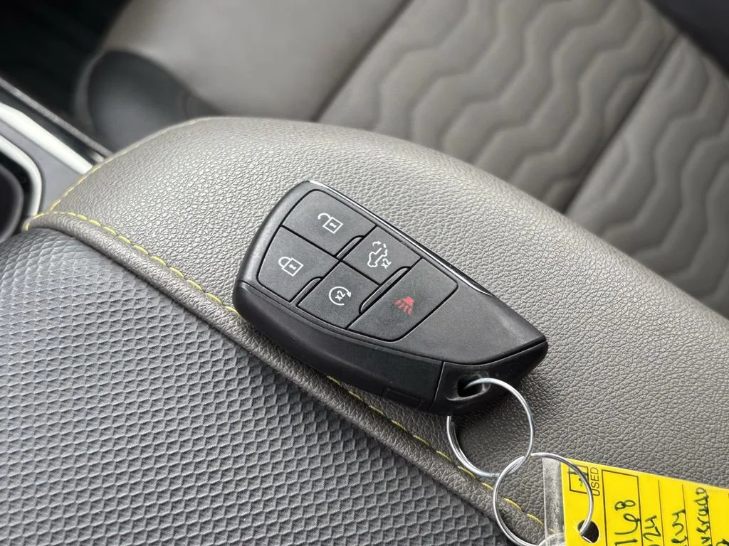 Used 2024 Black Chevrolet ZR2 image 36
