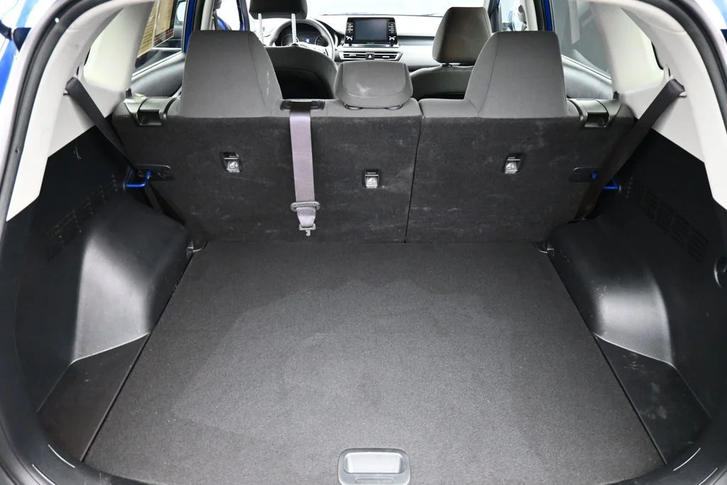 Used 2023 Blue Kia LX image 10