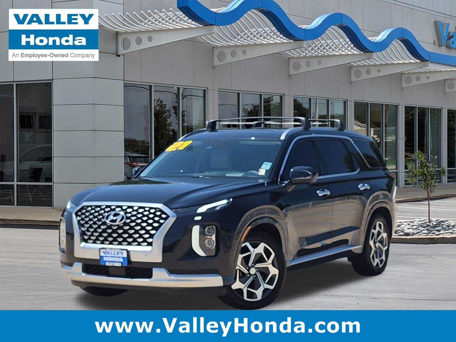 Used 2021 Moonlight Cloud Hyundai Calligraphy image 1