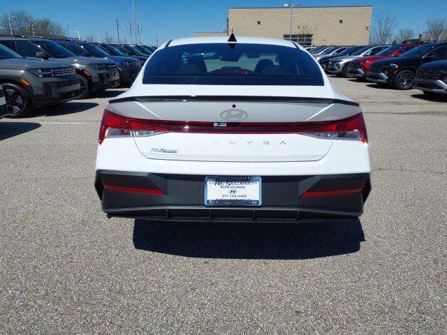 New 2026 White Hyundai SEL Sport image 7