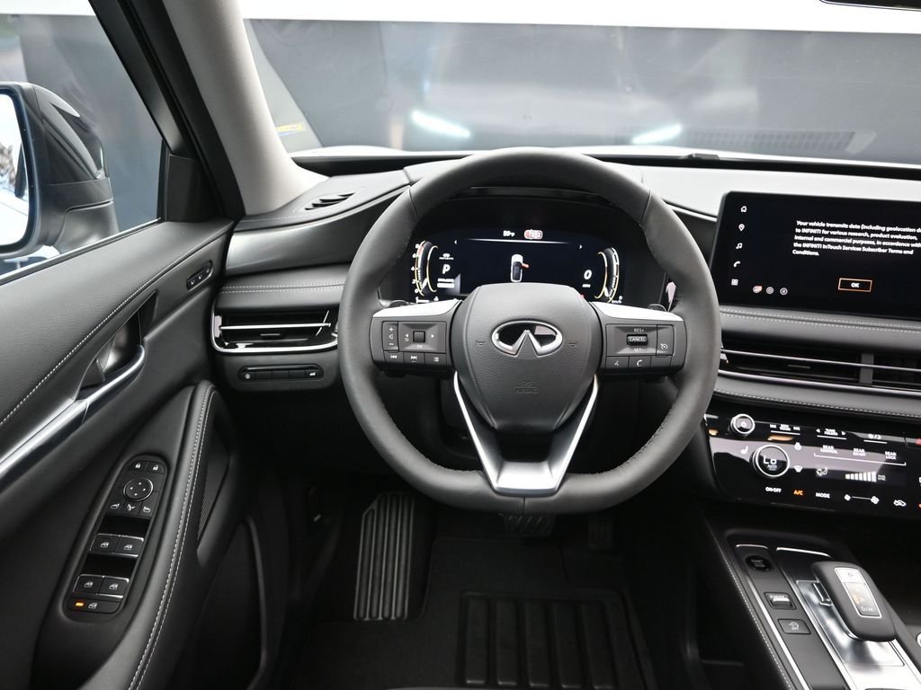 Certified Used 2026 White INFINITI PURE image 30