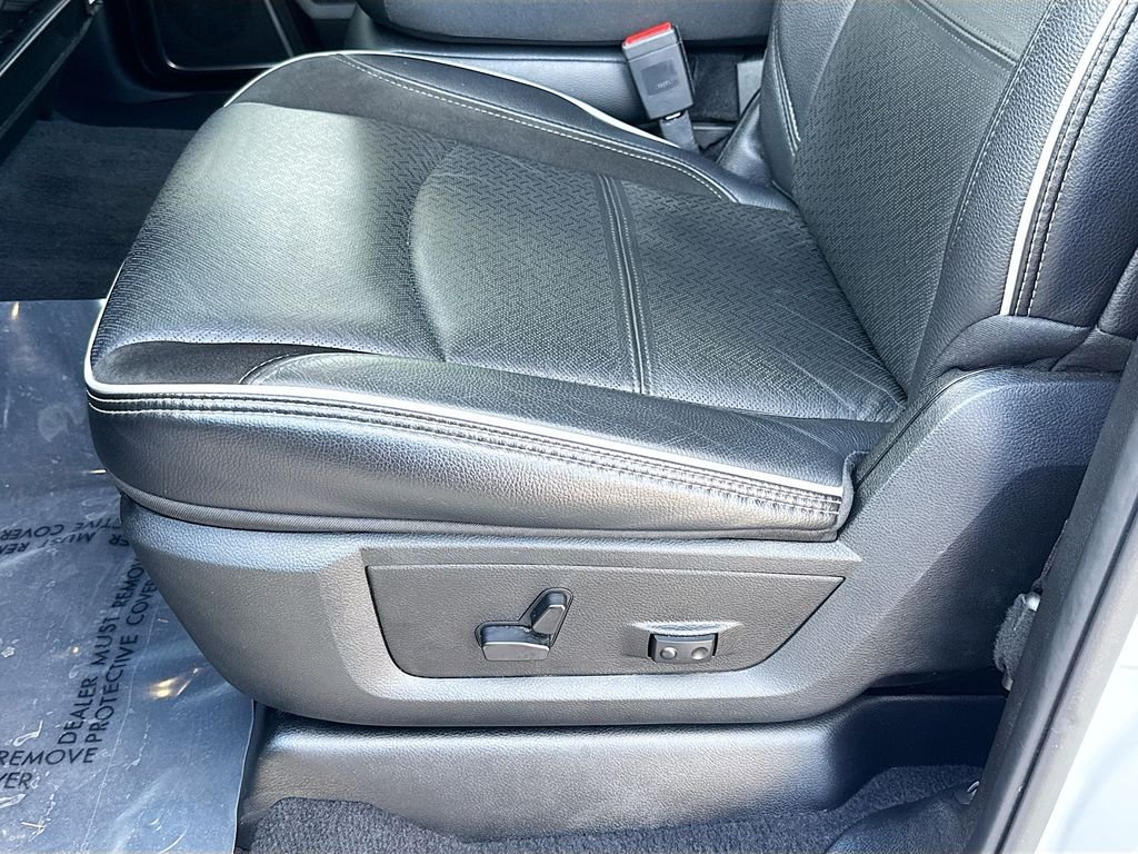 Certified Used 2025 Bright White Clearcoat Ram Laramie image 20