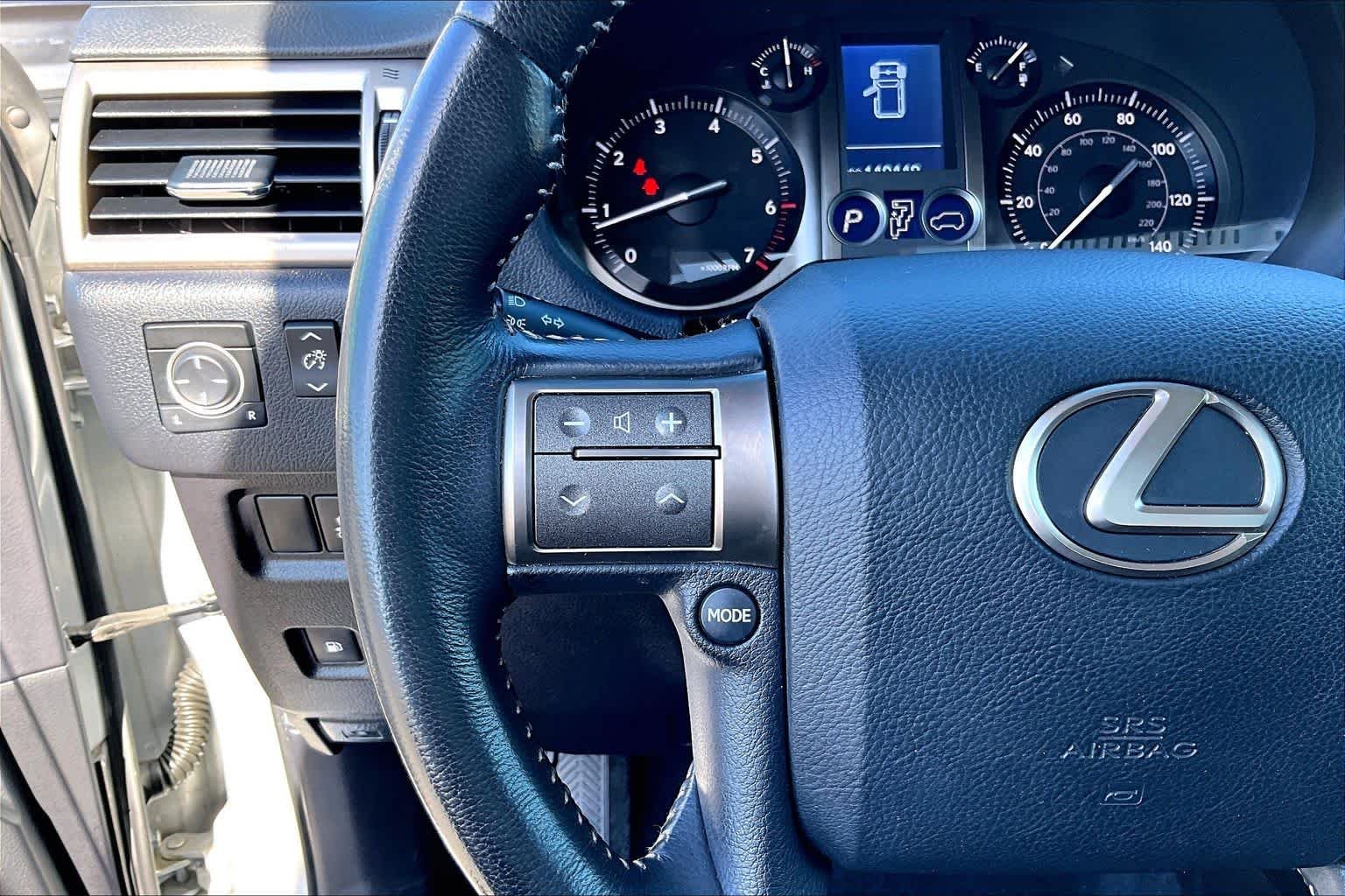 Used 2015 Silver Lining Metallic Lexus  image 22