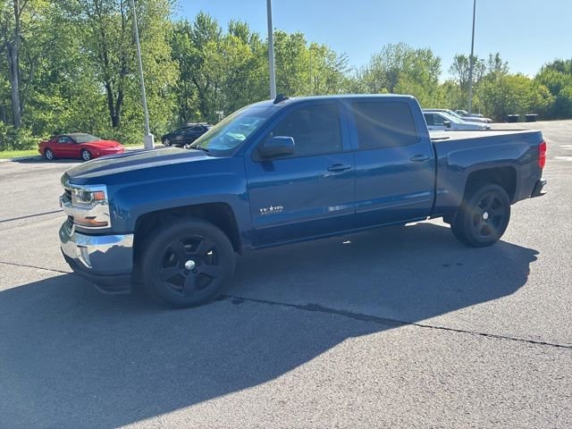Used 2017 Chevrolet Silverado 1500 LT with VIN 3GCPCREC8HG332045 for sale in Kansas City