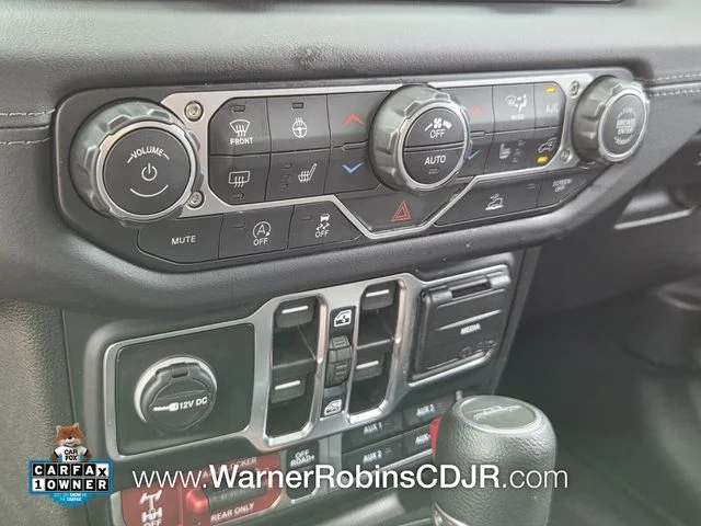 Used 2025 White Jeep Mojave image 23