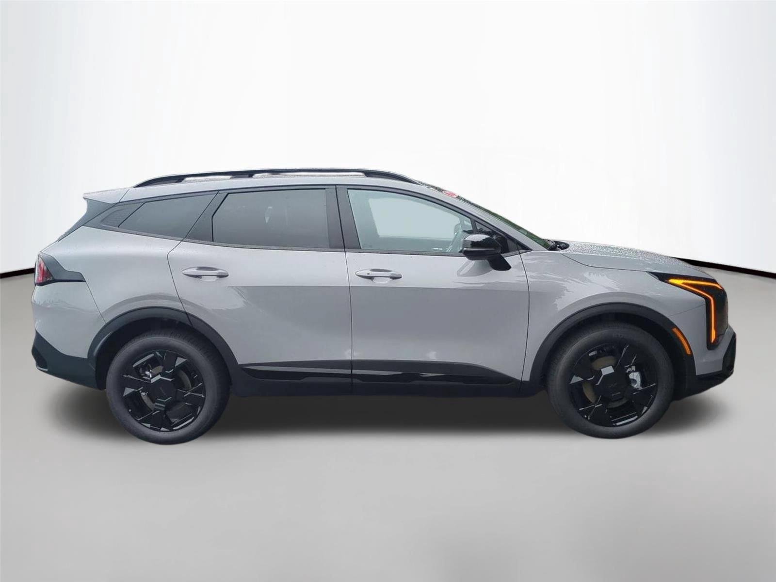 New 2027 WOLF GRAY KIA  image 6