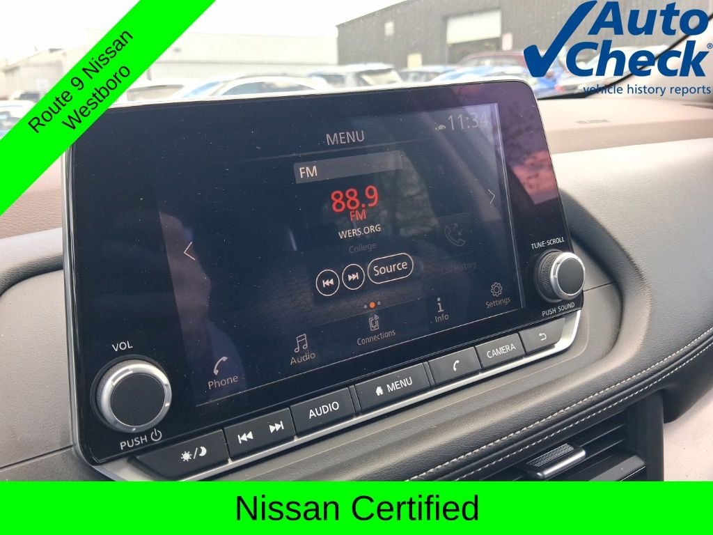 Used 2023 Gray Nissan SV image 19