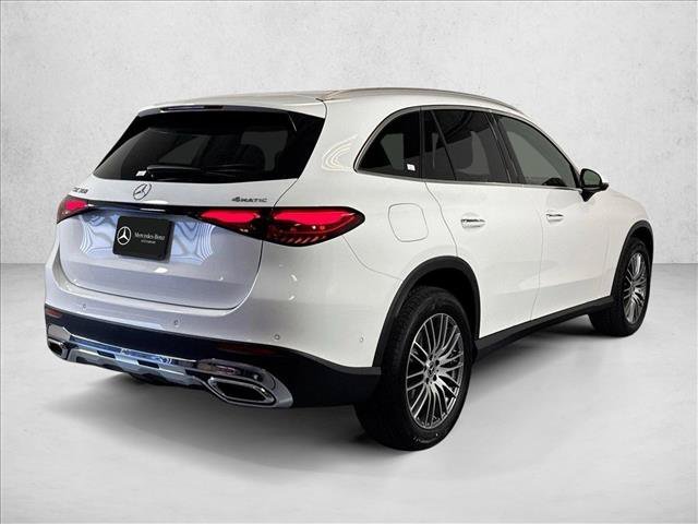 New 2026 Polar White Mercedes-Benz GLC 300 image 35