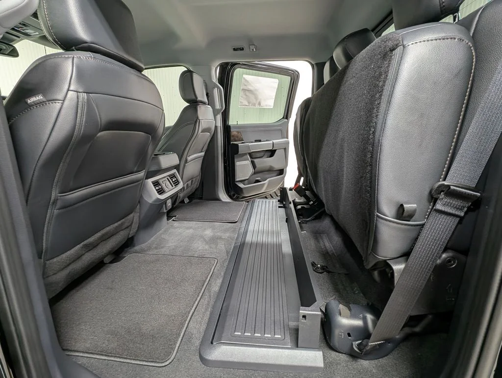 New 2026 Agate Black Metallic Ford F-250® Lariat® image 16