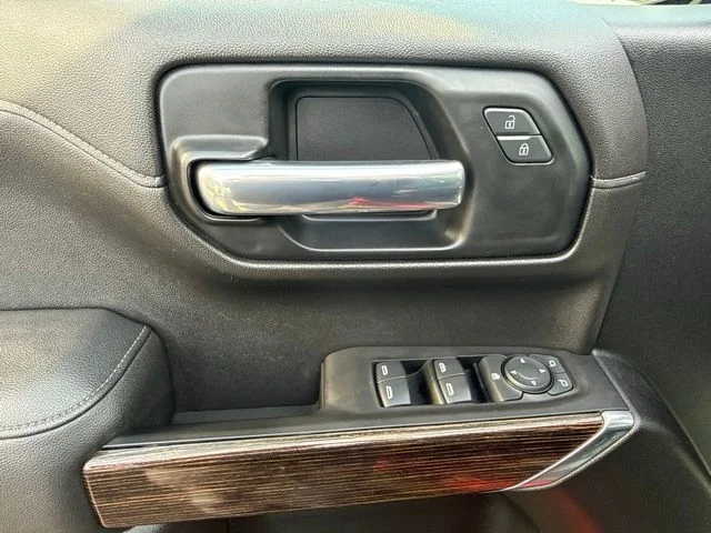 Used 2020 Red GMC SLE image 15