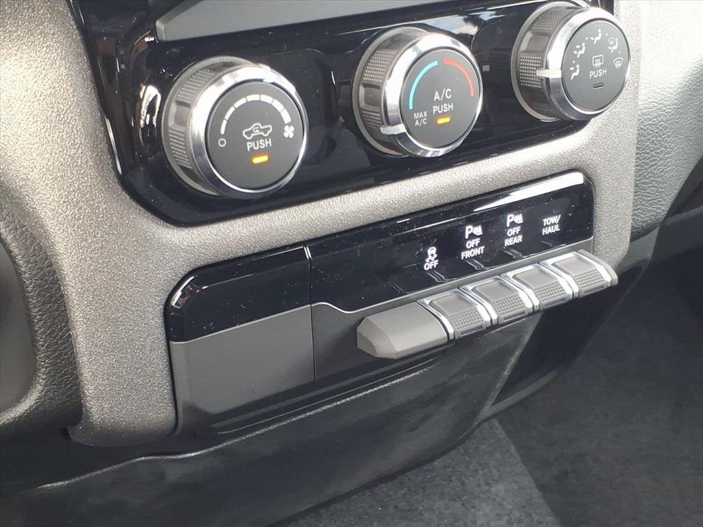 2026 RAM 1500 Tradesman - Photo 11