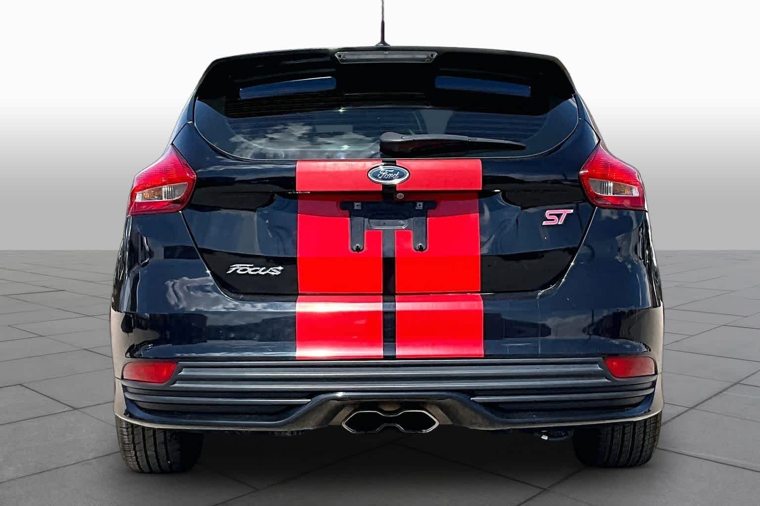 Pre-Owned 2016 Ford Focus ST ST