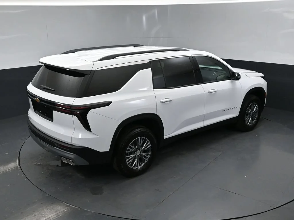 New 2026 Summit White Chevrolet LT image 52
