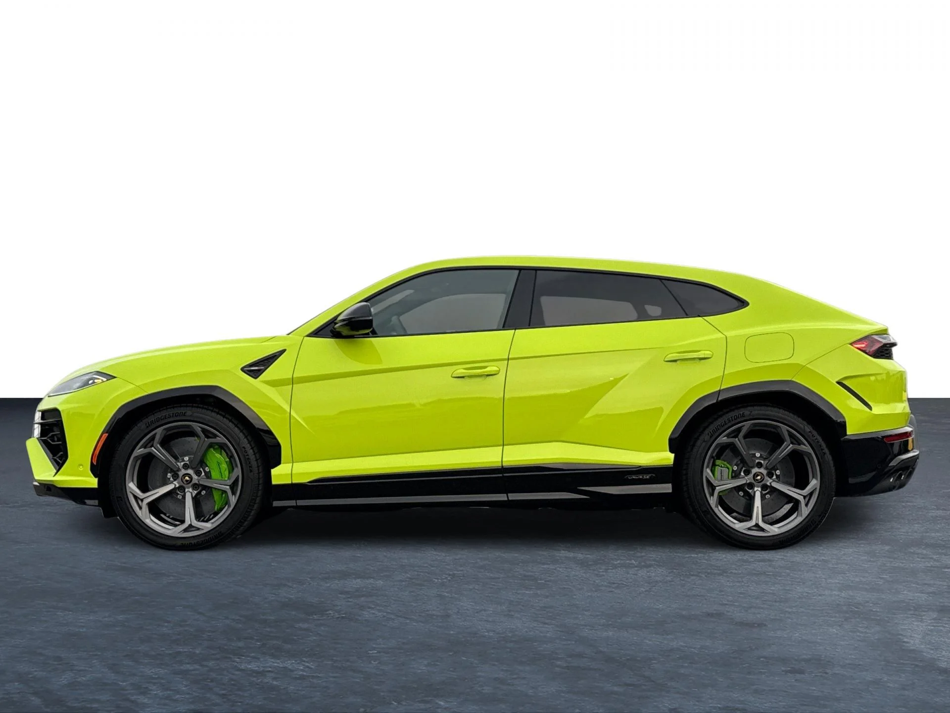 New 2025  Lamborghini SE image 11