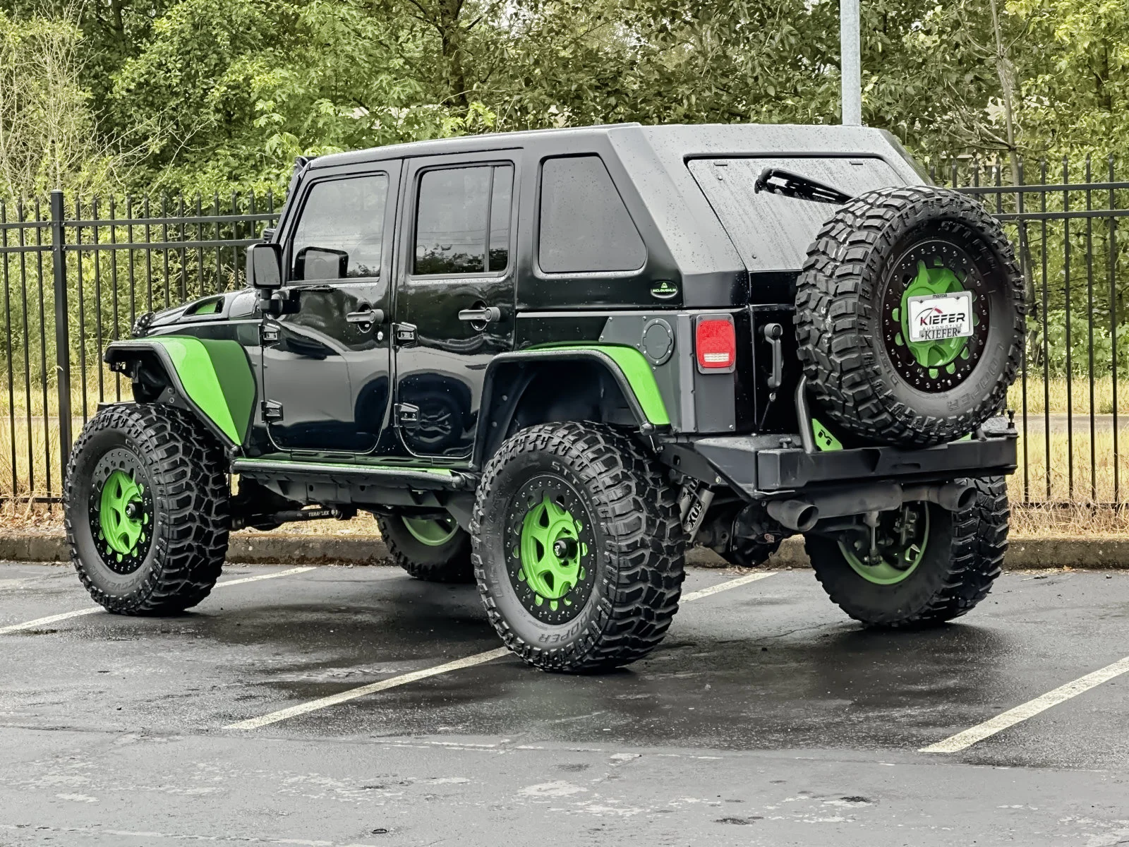 Used 2016 Black Clearcoat Jeep Sport image 6