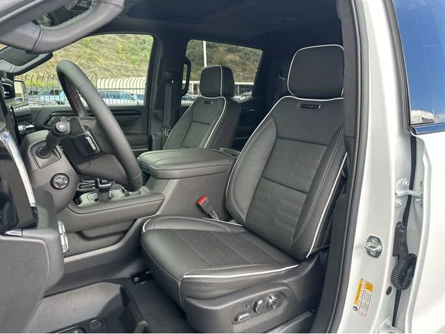 2026 GMC Sierra 1500 AT4X - Photo 25