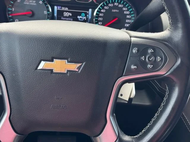Used 2018 SUMMIT WHITE Chevrolet LT image 34