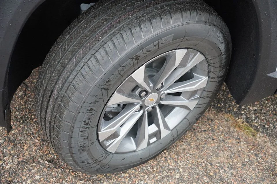 2026 Chevrolet Equinox LT - Photo 9