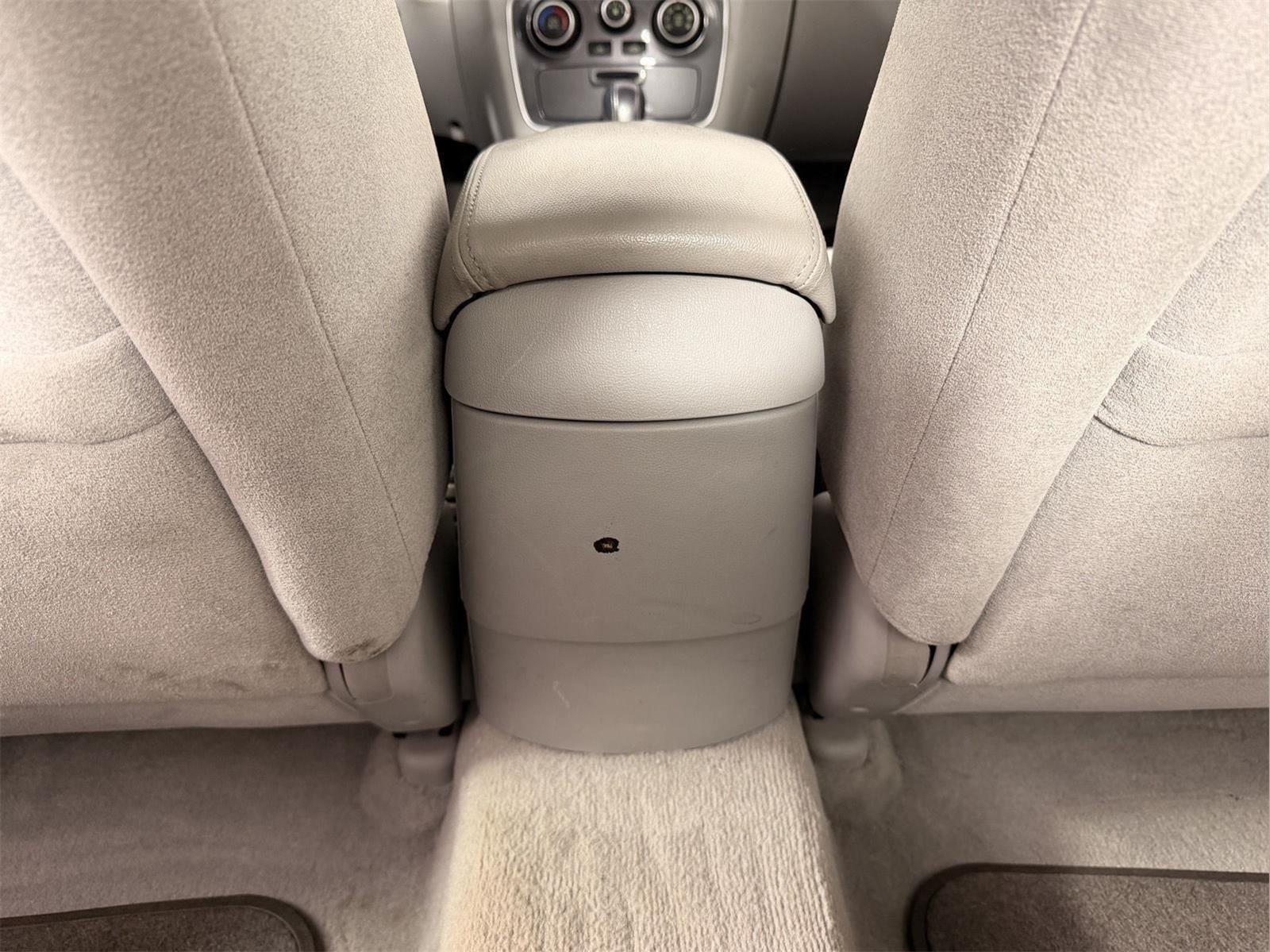 Used 2007 Golden Beige Hyundai SE image 15