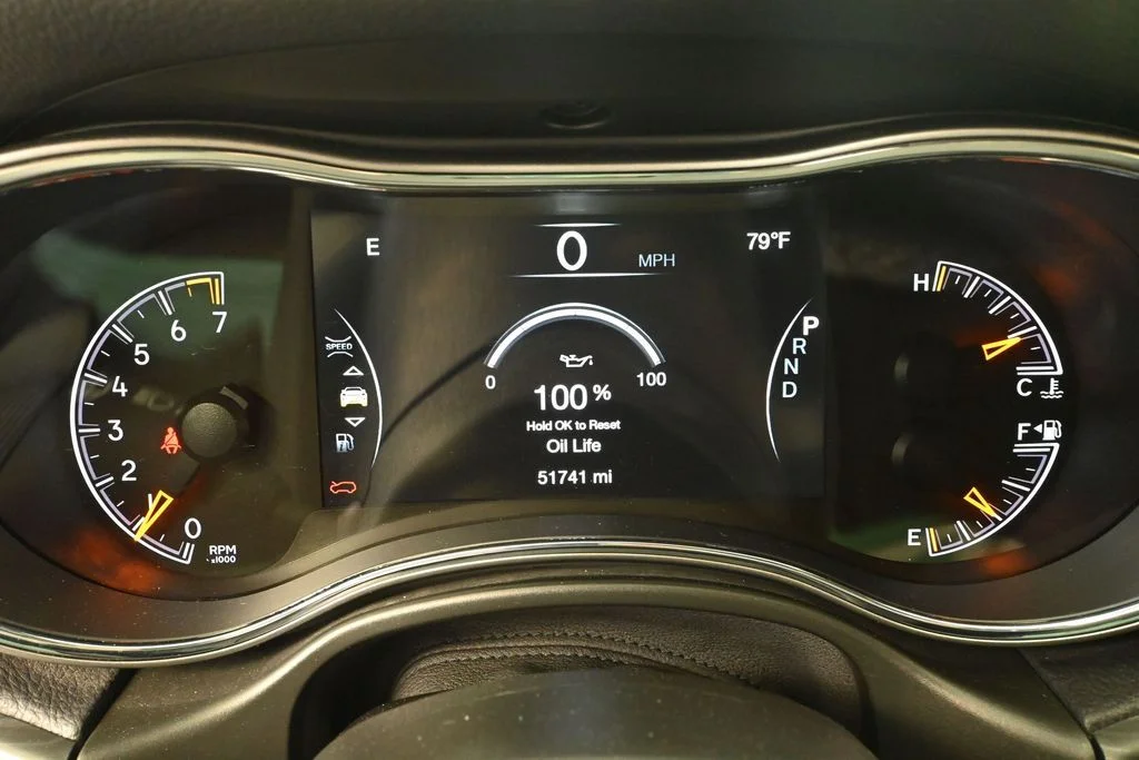 Used 2021 White Jeep Laredo X image 33