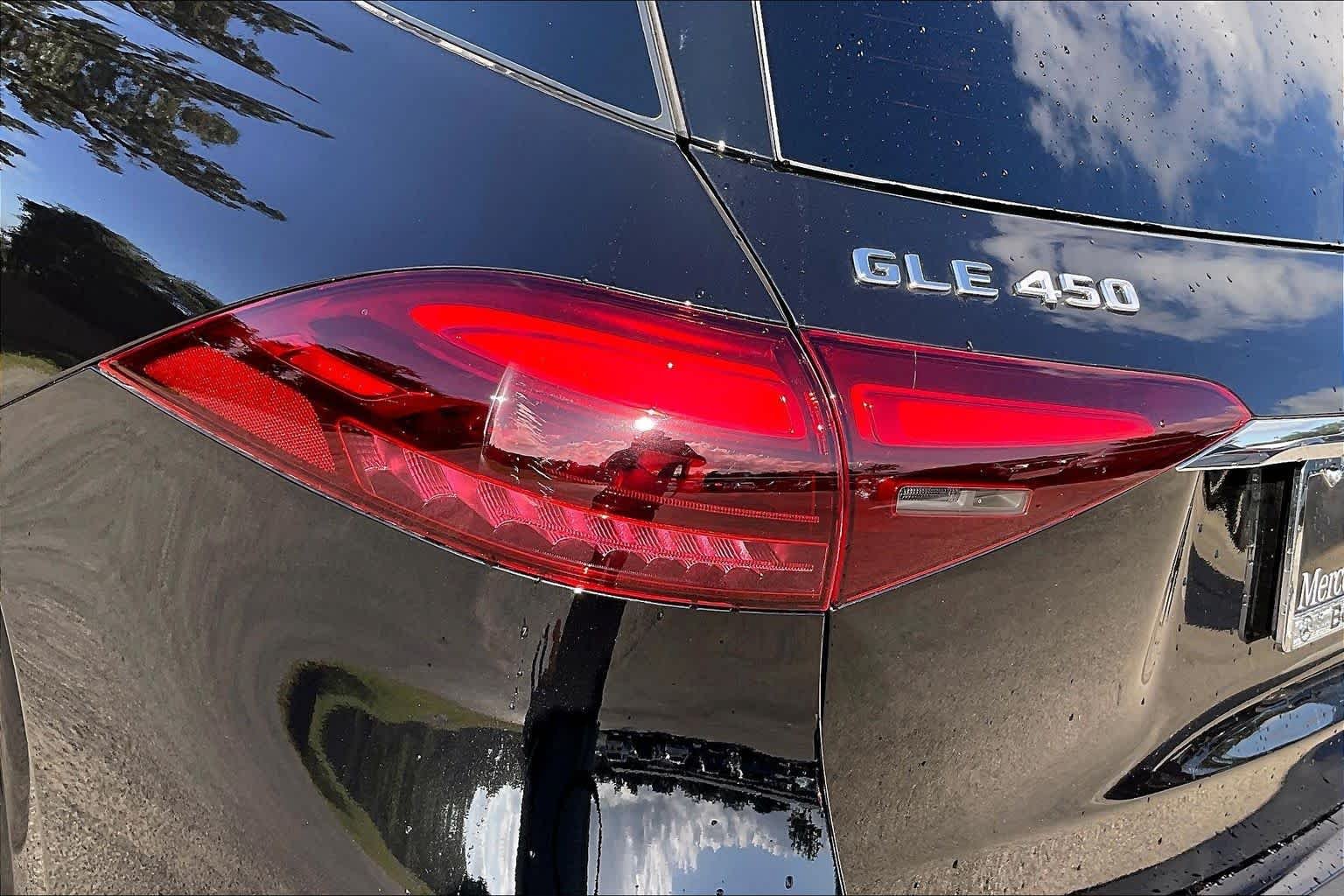 New 2026 Obsidian Black Metallic Mercedes-Benz GLE 450 image 5