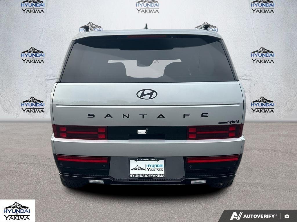 New 2026 Shimmering Silver Hyundai Calligraphy image 5