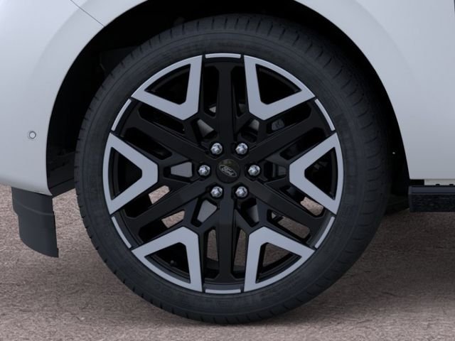 New 2026 White Ford Platinum image 19