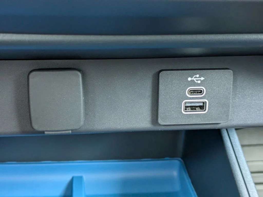 New 2026 Azure Gray Metallic Tri-Coat Ford XLT image 22