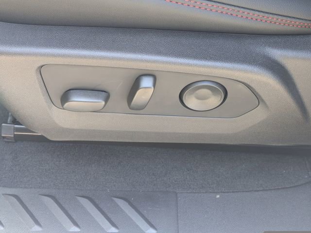 2025 Chevrolet Colorado Z71 - Photo 20