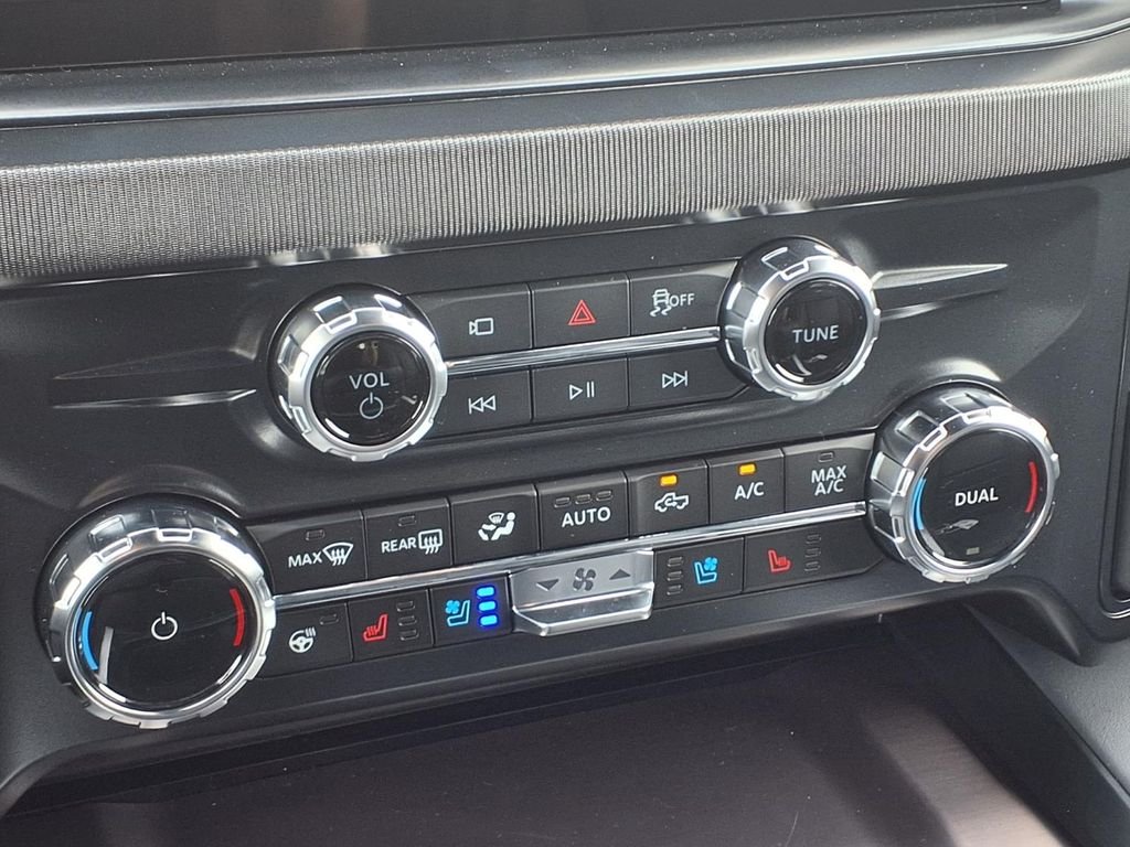 New 2026 Agate Black Metallic Ford F-350® Platinum® image 22