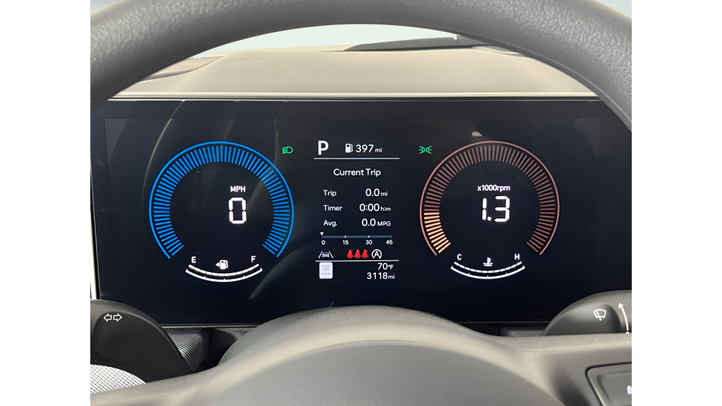 Used 2025 Portofino Gray Hyundai SE image 18