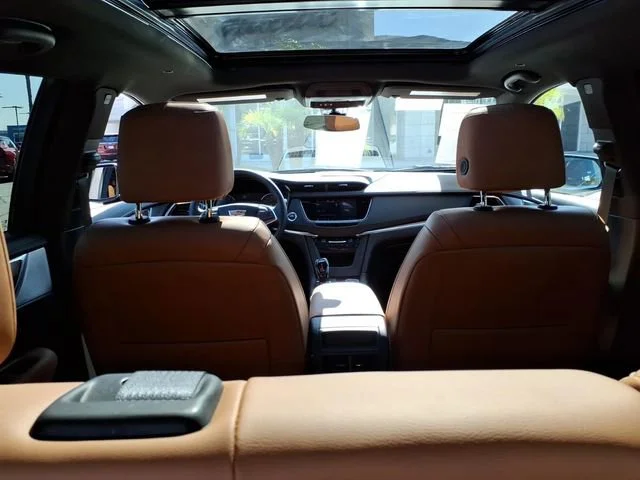 Used 2025 Stellar Black Metallic Cadillac Premium Luxury image 7