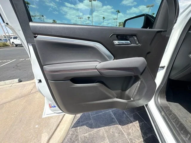 New 2026 White Chevrolet Z71 image 11