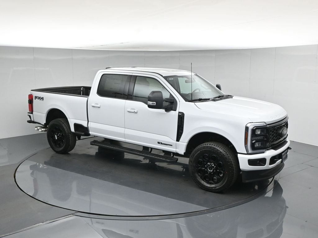 New 2026 Oxford White Ford XLT image 44