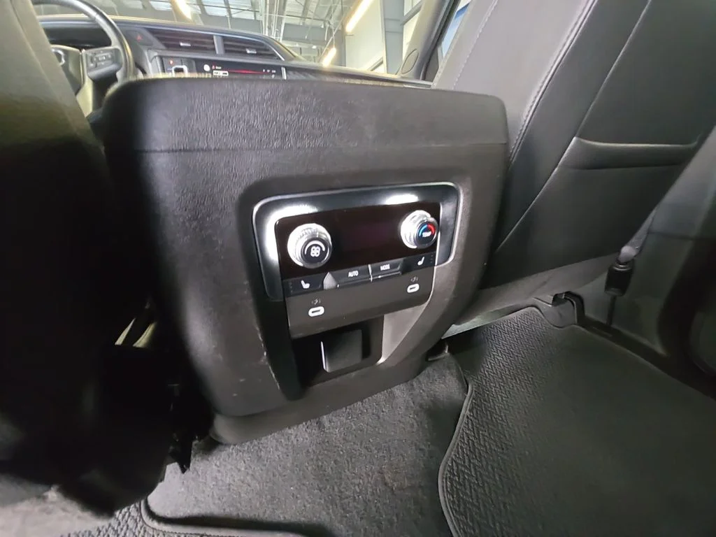 Used 2022 Gray GMC Denali image 28