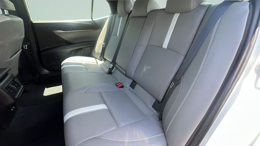 Used 2025 White Toyota SE image 9