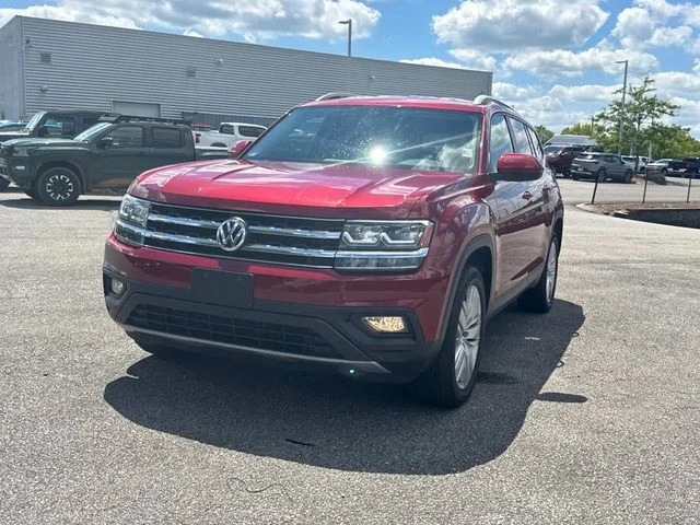 Used 2019 Red Volkswagen 3.6L V6 SE image 9