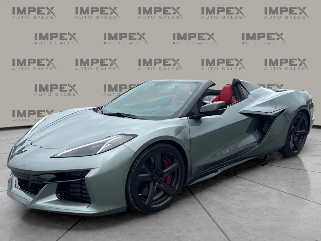 Used 2023 Gray Chevrolet Z06 image 2
